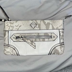 Simply Vera Wang Wristlet